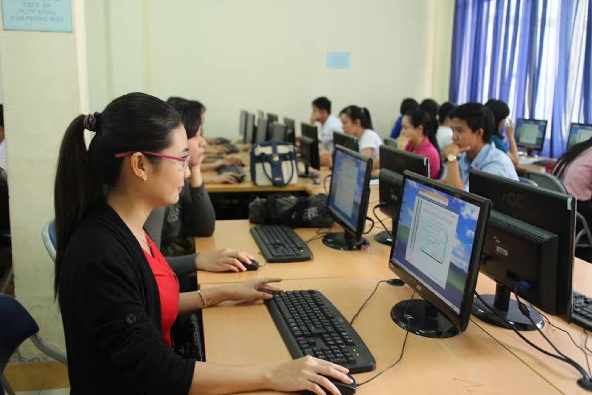 Trung tâm Tin học Ngoại ngữ Hà Nội